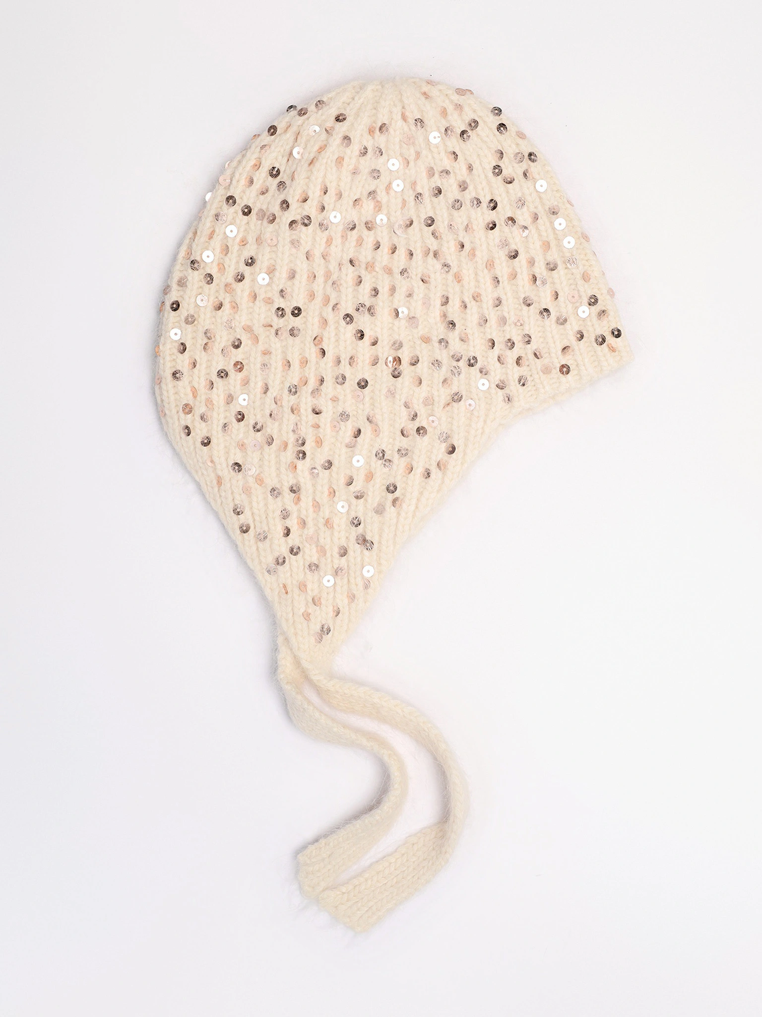 Шапка-ушанка с пайетками в ассортименте